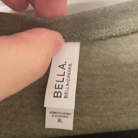 Whitney Simmons tank ! - Picture 3 of 4